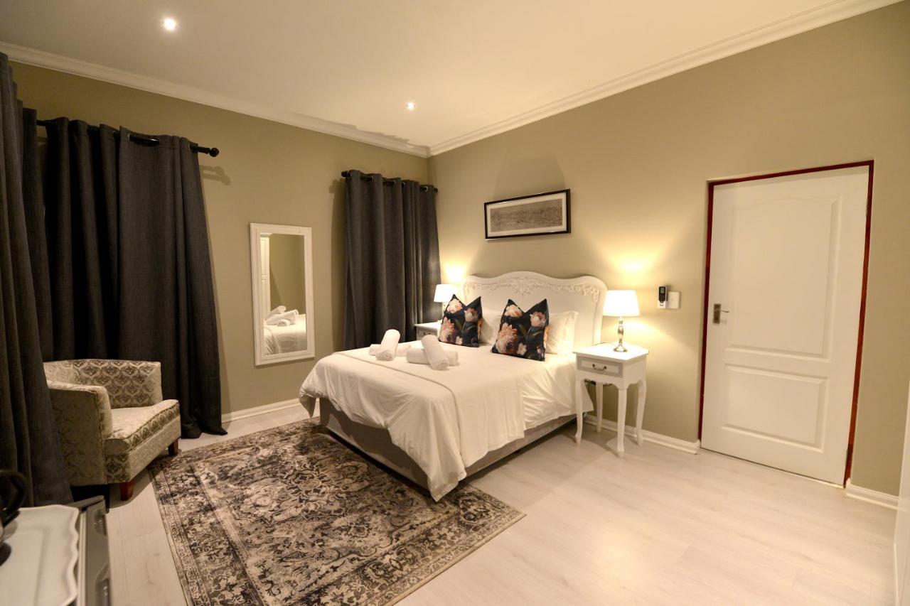 Château La Mer Exclusive Guesthouse Hartbeespoort Exterior foto