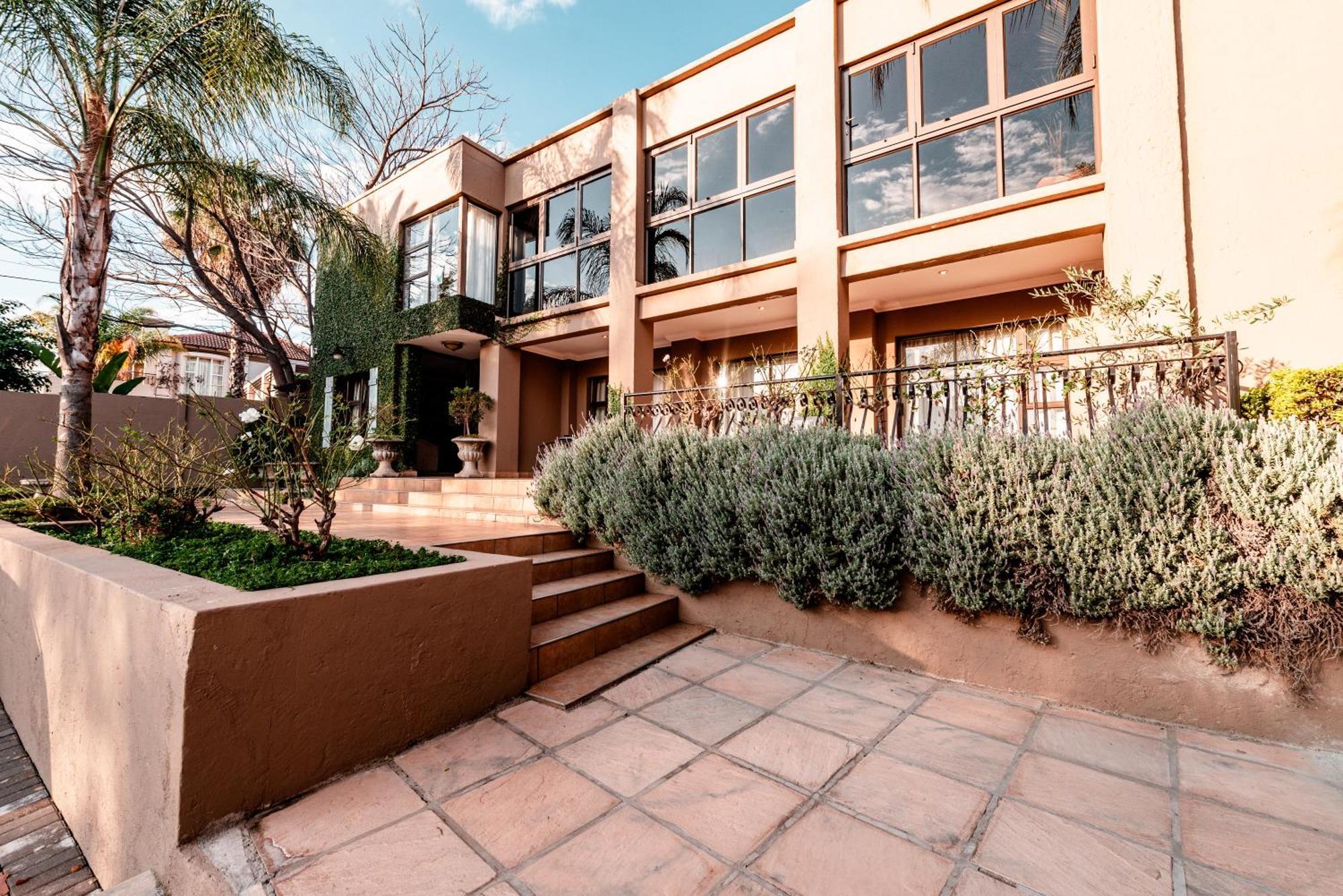 Château La Mer Exclusive Guesthouse Hartbeespoort Exterior foto