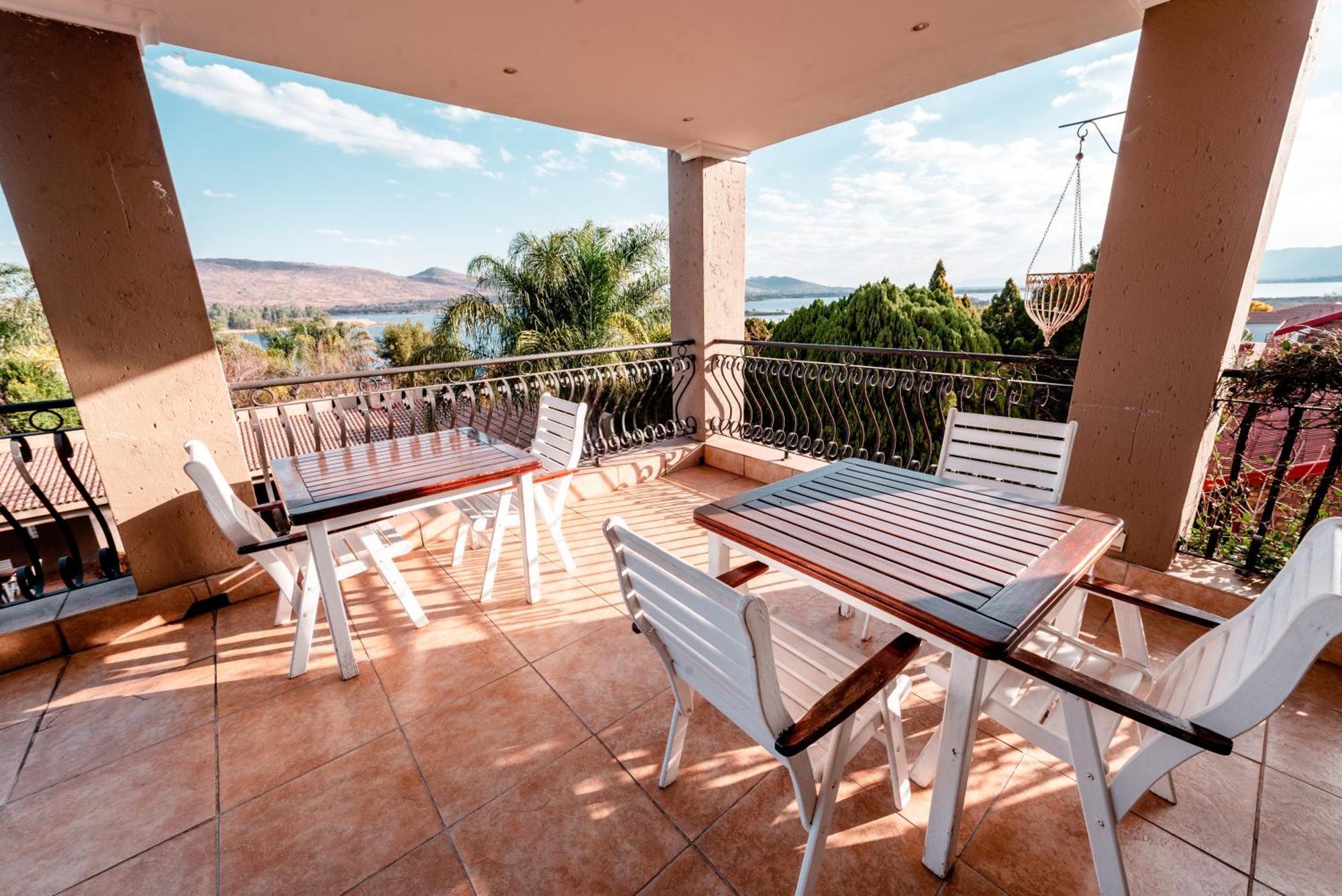 Château La Mer Exclusive Guesthouse Hartbeespoort Exterior foto